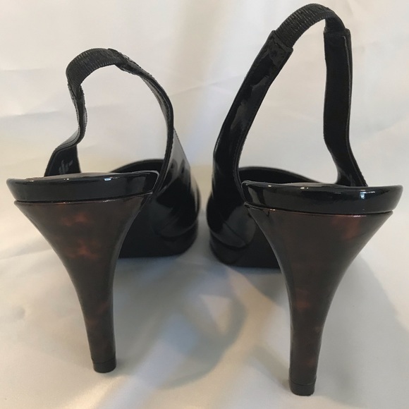 Black Patent leather sling back pumps - Picture 7 of 7